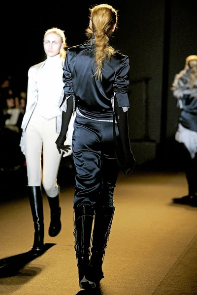 Look 52